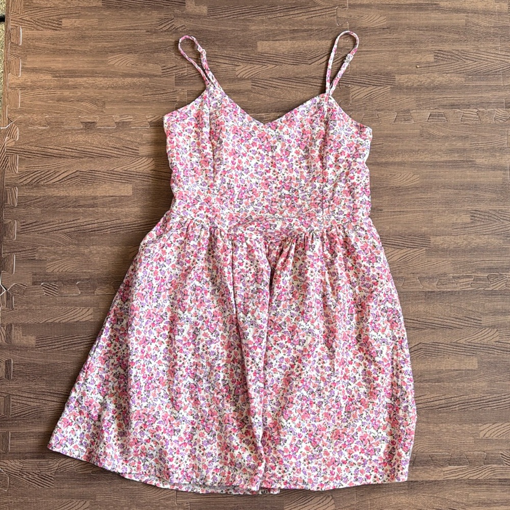 MACY SIZE SMALL PINK FLORAL MINI DRESS (ONLY WORN ONCE)